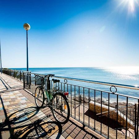 Apartamento Sea Senses Victoria Frente Al Mar 托雷维耶哈 外观 照片
